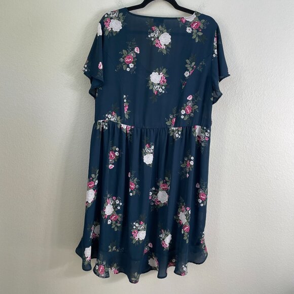 Torrid Womens Plus 2X Lexie Navy Floral Georgette Hi-Lo Tunic Top Short Sleeve - Picture 9 of 12